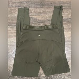 Lululemon High Rise Banded Yoga Legging